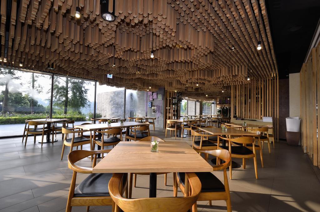 The Sun Hot Spring & Resort Taichung Esterno foto