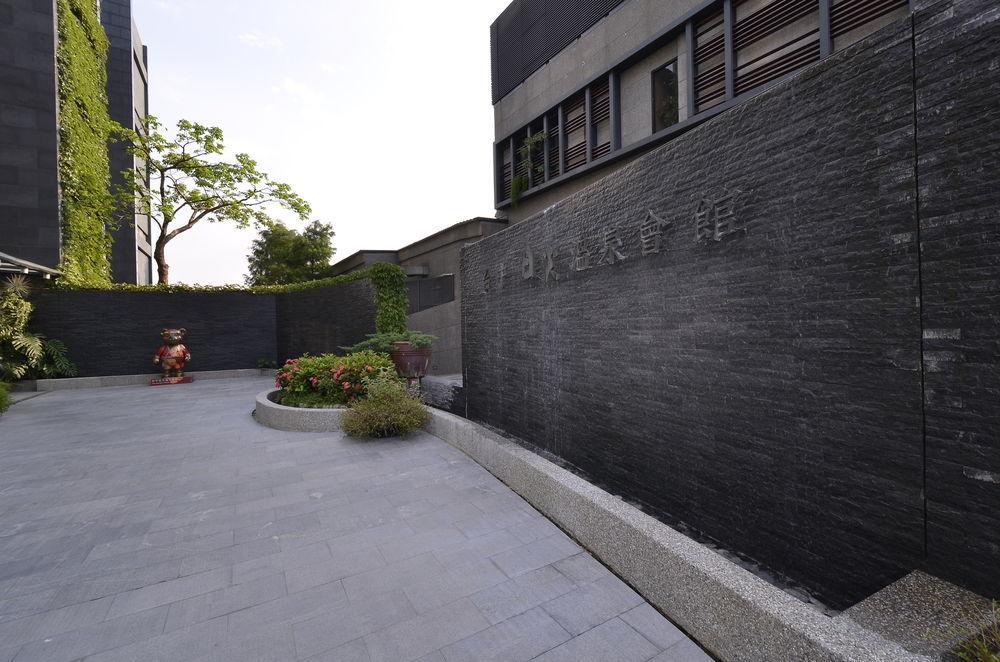 The Sun Hot Spring & Resort Taichung Esterno foto