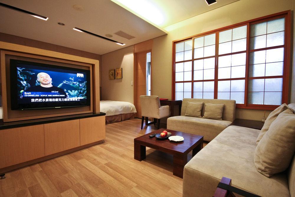The Sun Hot Spring & Resort Taichung Esterno foto