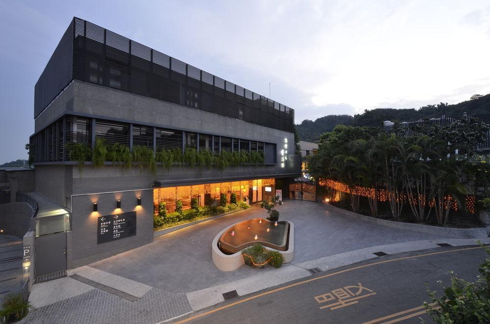 The Sun Hot Spring & Resort Taichung Esterno foto
