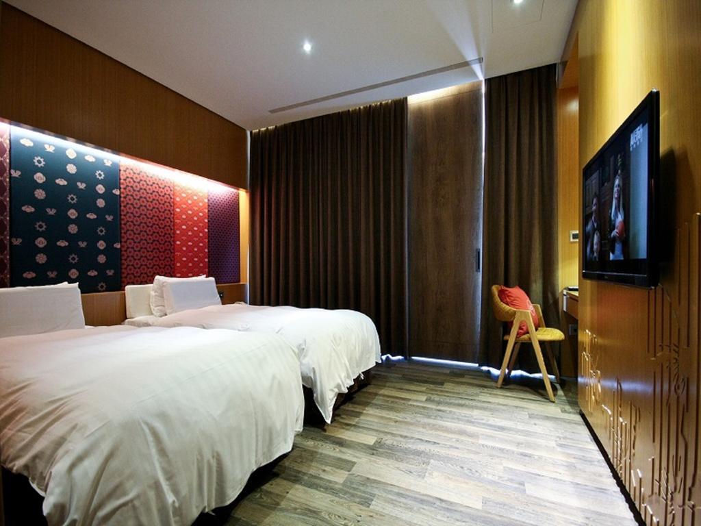 The Sun Hot Spring & Resort Taichung Esterno foto